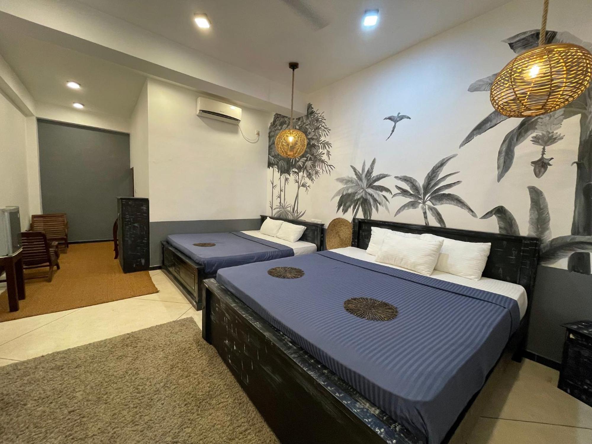 Crystal Oceanic Hotel Ahangama Bagian luar foto