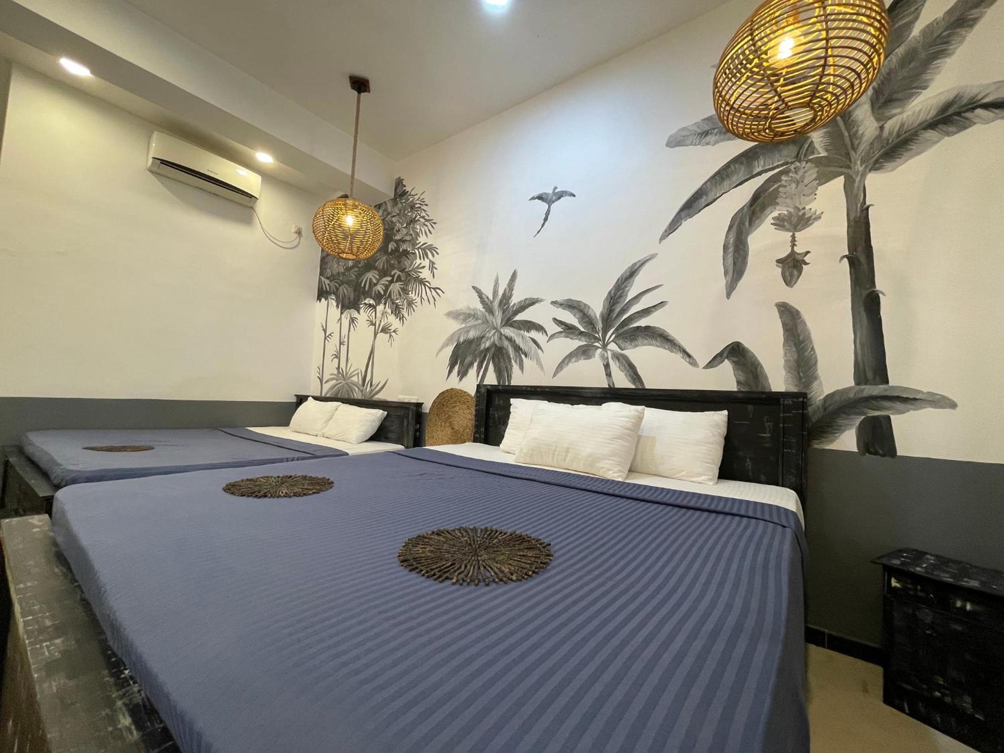 Crystal Oceanic Hotel Ahangama Bagian luar foto