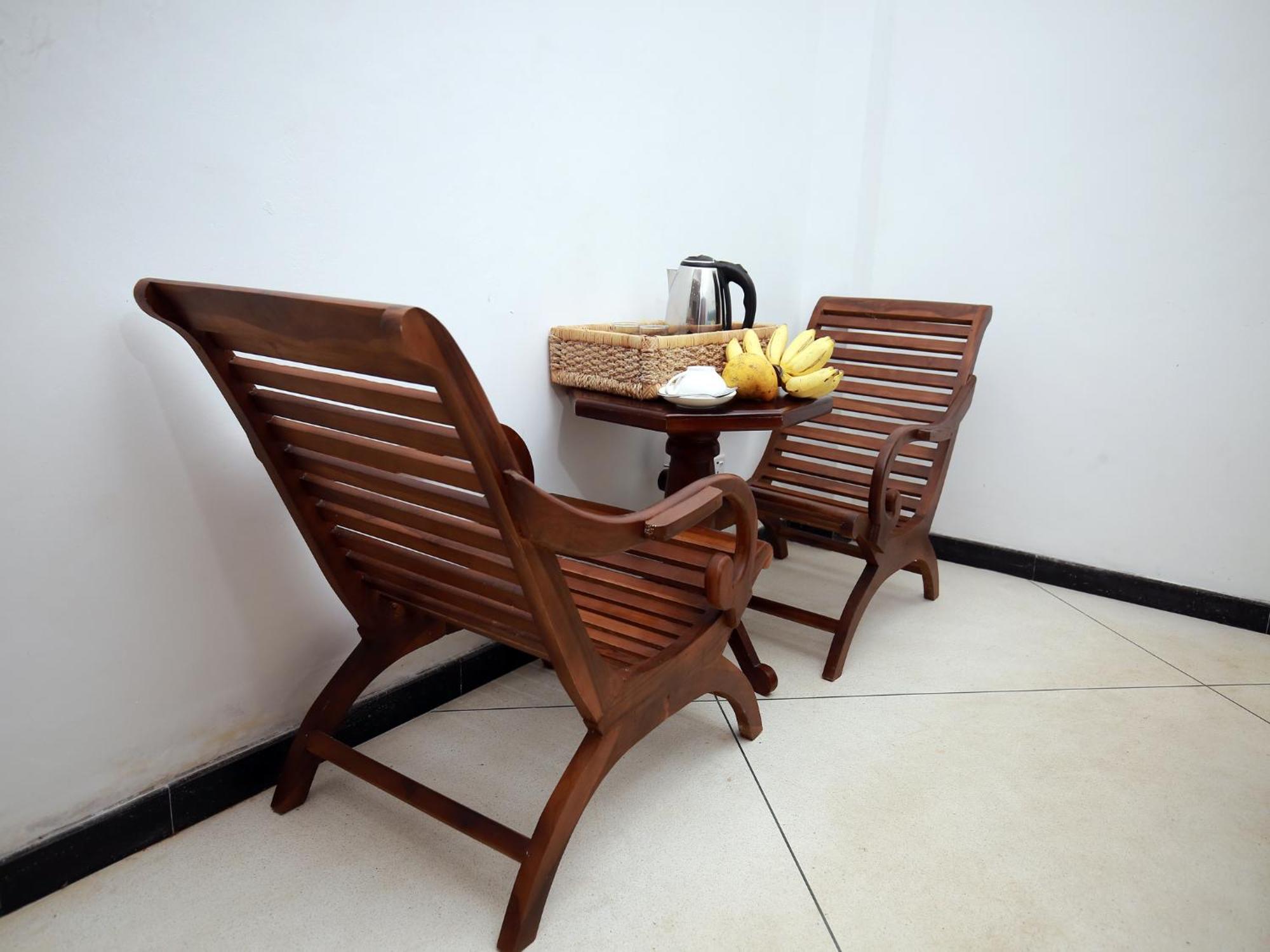 Crystal Oceanic Hotel Ahangama Bagian luar foto