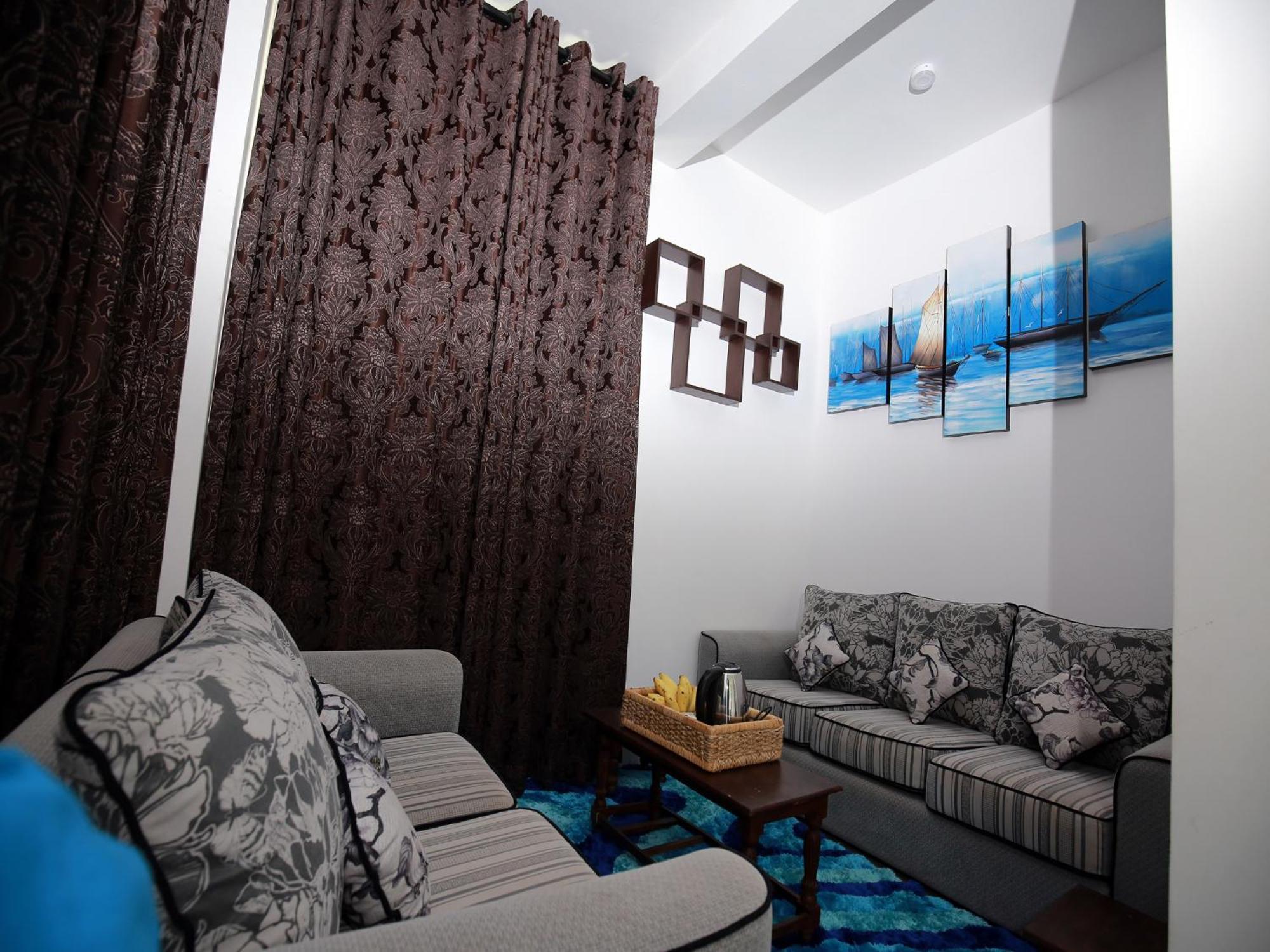 Crystal Oceanic Hotel Ahangama Bagian luar foto